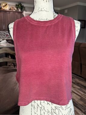Lululemon Cut Back Crop Tank *Wash Washed Chianti